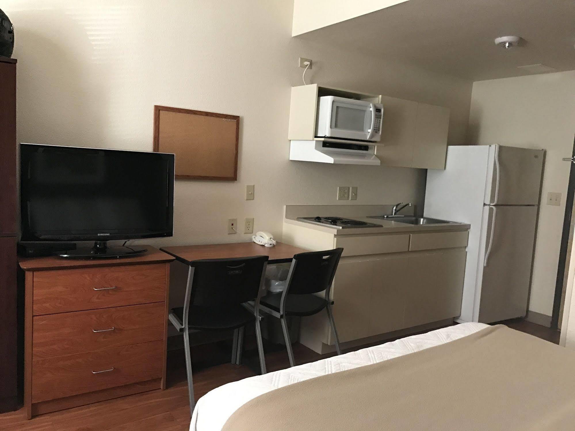Best Studio Inn Хомстед Экстерьер фото